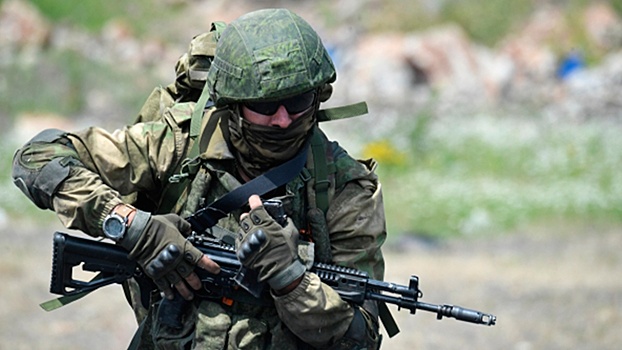 Оклады российских военных и силовиков вырастут на 10,5%