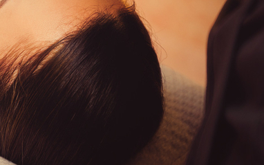 Бьюти-словарь: лифтинг-массаж груди