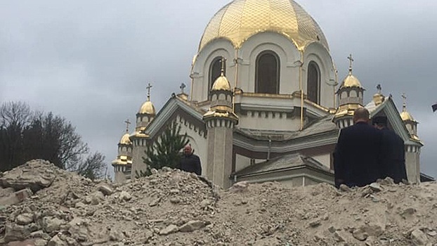На Украине уничтожили росписи старинного храма ради ремонта