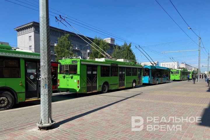 В центре Казани встали троллейбусы из-за повреждения контактной сети