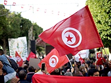 Тунис отмечает 15-летие революции - поворотного момента в истории страны
