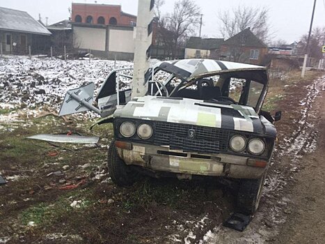 В Крымском районе пьяный 19-летний водитель врезался в опору ЛЭП, пострадал пассажир