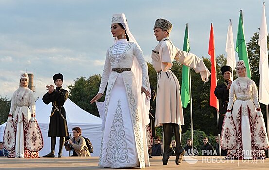 Северный Кавказ: страх утратить национальную культуру (Видовдан, Сербия)