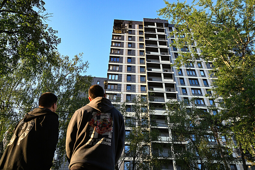 Последствия попадания БПЛА в жилой дом в Красногорске, 24 июня 2025 года