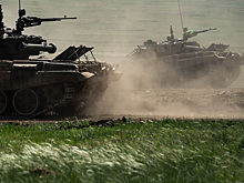 «Готовятся к атаке»: НАТО стянула войска к границам с Россией