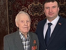 Юрий Ермаков поздравил участника знаменитой операции «Багратион» с 97-летием