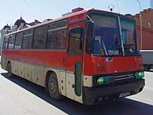 Зачем Икарусам надевали на фары «очки»? Ответ удивит!