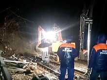 Задержанные из-за схода селя поезда в Сочи вводятся в график
