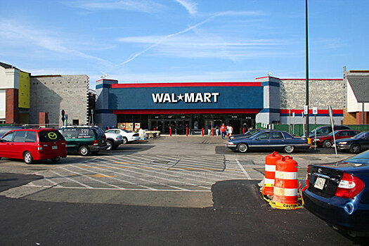Чистая прибыль Walmart в I полугодии 2020-21 фингода выросла на 40%