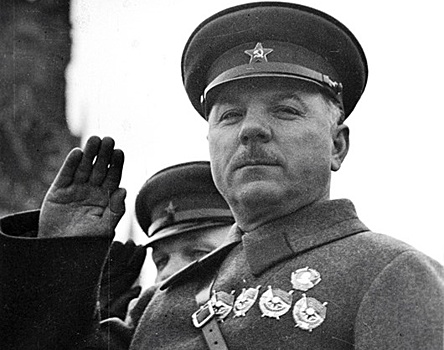 «Да ты так и войну объявить можешь!»: за что Хрущев отправил Ворошилова в отставку