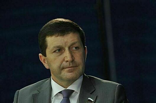 Депутат объяснил, почему дорожает бензин