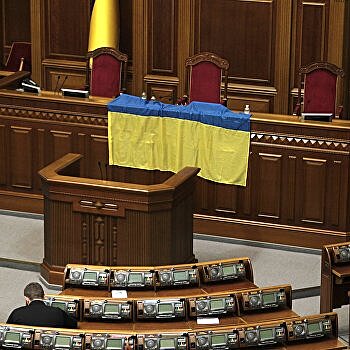 Украинских депутатов хотят наказать за прогулы общественными работами