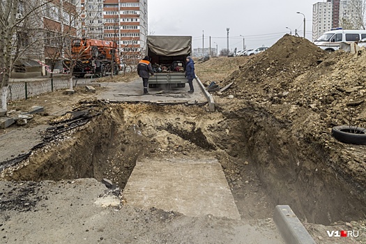 «Прогнила из-за ржавчины»: в холодные дома Волгограда к ночи вернули тепло