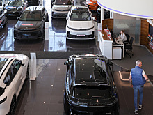 Новый утильсбор спровоцировал ажиотаж в автосалонах России