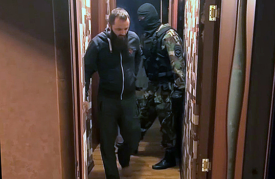 Монополия на применение силы — у государства. Показательный арест Александра Калинина