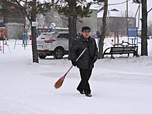 Легендарный кузбассовец получил награду от мэра