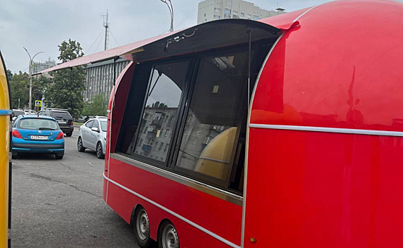 В Курск привезла фудтраки компания из Санкт-Петербурга