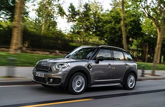 Новая модель Mini Cooper SE будет запущена в серию в конце 2019 года