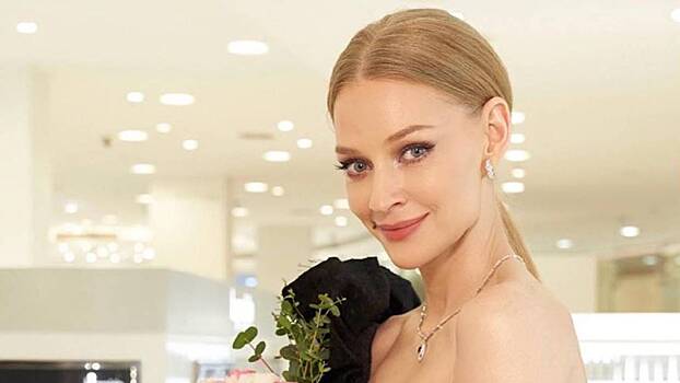 Ходченкова вышла в свет в бриллиантовых украшениях на 10 млн рублей