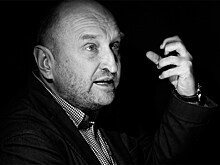 Театральный режиссер Сергей Женовач отмечает 60-летний юбилей