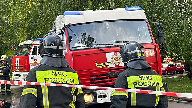 Один человек погиб при пожаре в стрелковом комплексе на западе Москвы
