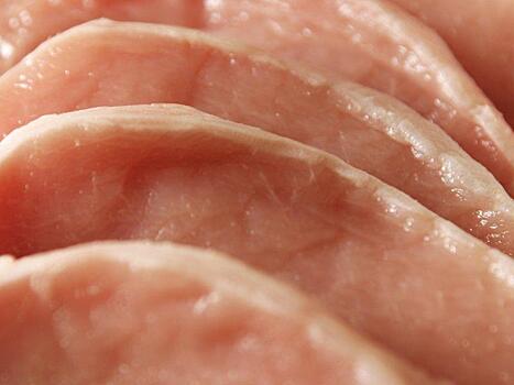 Красное мясо провоцирует опасные болезни печени