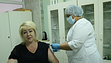 Переболевшая коронавирусом депутат Болякина завершила вакцинацию