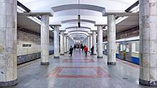 Путевые стены отремонтируют на четырех станциях Московского метрополитена