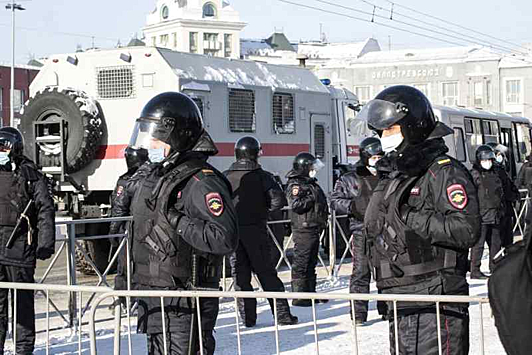 Мэрия Новосибирска отказала партии «Яблоко» в проведении шествия «За мир»