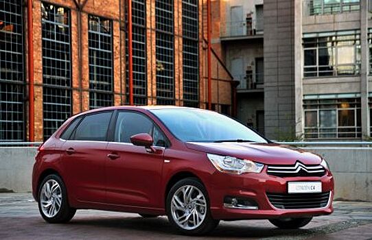 Плюсы и минусы Citroen C4 2-го поколения