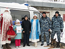 Транспортные полицейские исполнили мечту двух школьников из Кирова