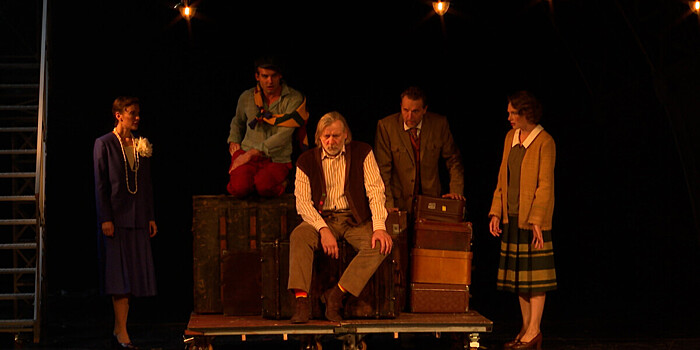 «Ленком Марка Захарова» открывает сезон премьерой постановки «Последний поезд»