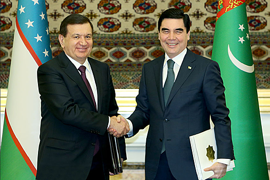 Главы Туркмении и Узбекистана обсудили реализацию заключенных соглашений