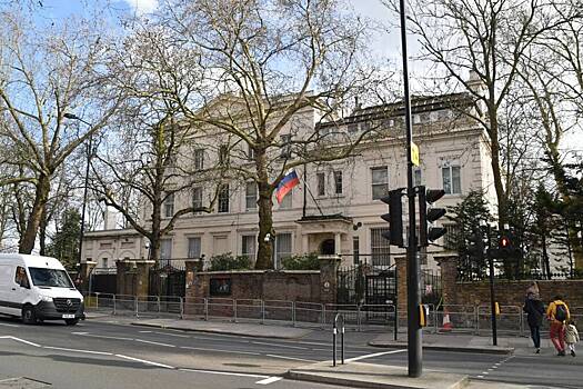Великобритания вызвала российского посла