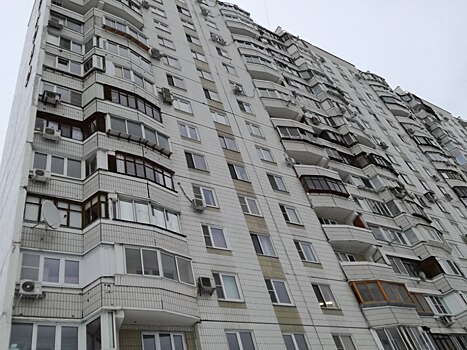 Остекление балконов. Новые правила: когда можно остеклять балкон, нужно ли брать разрешение и что будет, если провести работы незаконно