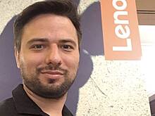 Двое мужчин избили и ограбили комментатора Уткина в Москве