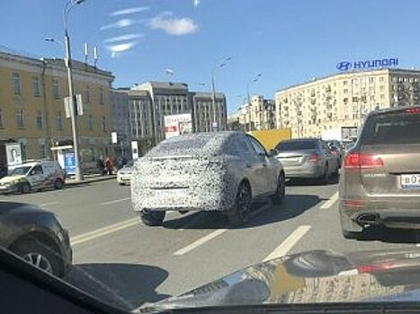 В сети появились фотографии нового «Рено»
