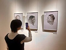 В «Рекорде» открылась выставка Сунь Ке «Мои современники»