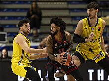 «Олимпиакос» на последних секундах вырвал победу в матче с «Маккаби» в Евролиге