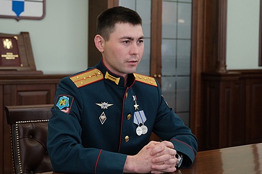 Рустам Хасанов попросил представить к званию Героев России весь свой экипаж