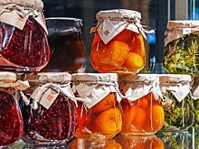 Варенье из орехов и сосновых шишек представили на московских ярмарках