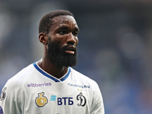 Блогер Никки Сии об измене Нгамале: «Я забрала его паспорт, тогда он схватил меня за волосы, выдрал клок. Рассказала об этом в телеграм-канале, Муми взбесился: «Собирай вещи»