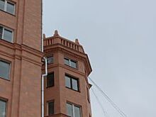 Спорный ремонт фасада здания на площади Революции завершили в Челябинске