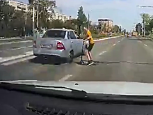 В Оренбурге оштрафовали водителя, который чуть не сбил подростка на переходе