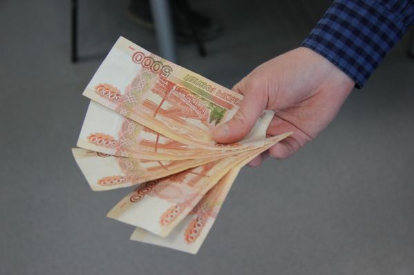 Власти Екатеринбурга рассказали, когда средняя зарплата превысит 100 тысяч