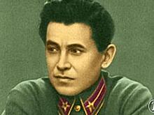 В постели со сталинским наркомом