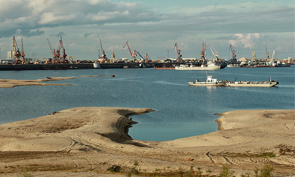 Дальнейшее обмеление Лены может создать угрозу для бесперебойного водоснабжения столицы Якутии. 