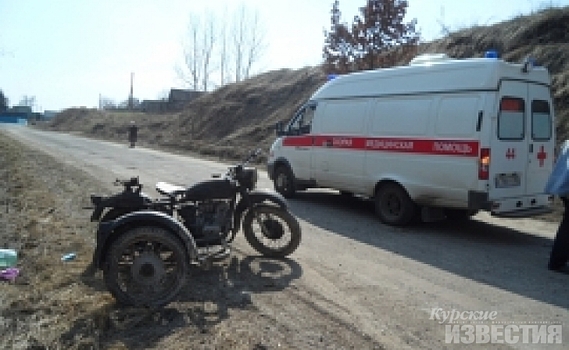 Куряне упали на мотоцикле и получили травмы