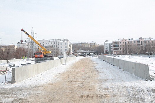 Движение по Ленинградскому мосту в Челябинске откроют этим летом