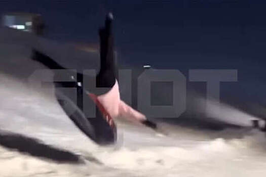 SHOT: в Екатеринбурге девушка сломала два позвонка и ребро, катаясь с горки